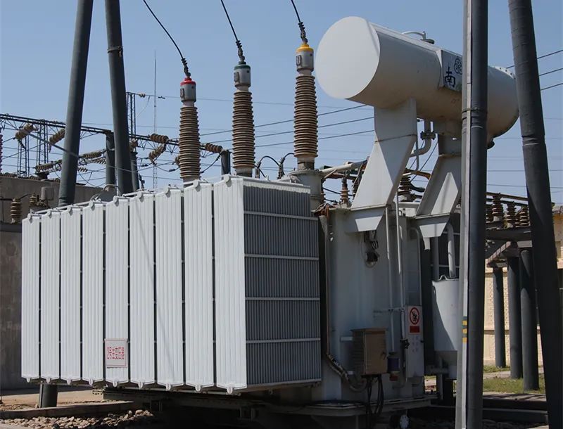 1647321033271453.jpg 華北工控打造變電所智能運(yùn)維監(jiān)控平臺專用計(jì)算機(jī).jpg